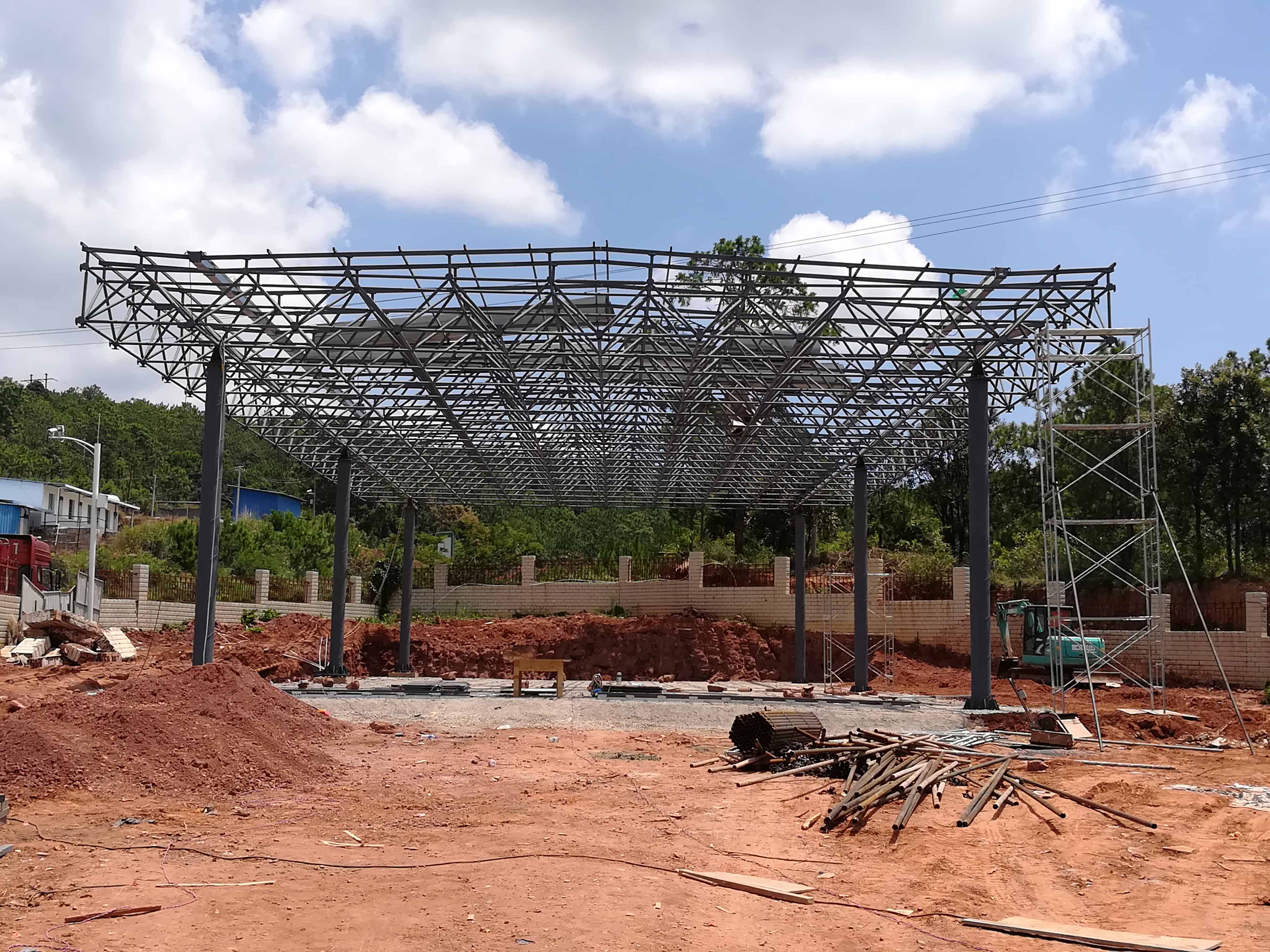 新民加油站网架屋面