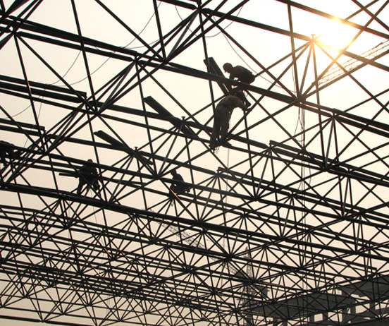 新民厂房网架安装